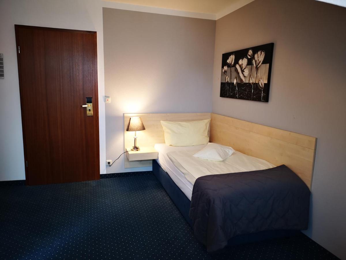 Hotel Restaurant Molitor Bad Homburg vor der Höhe Eksteriør billede