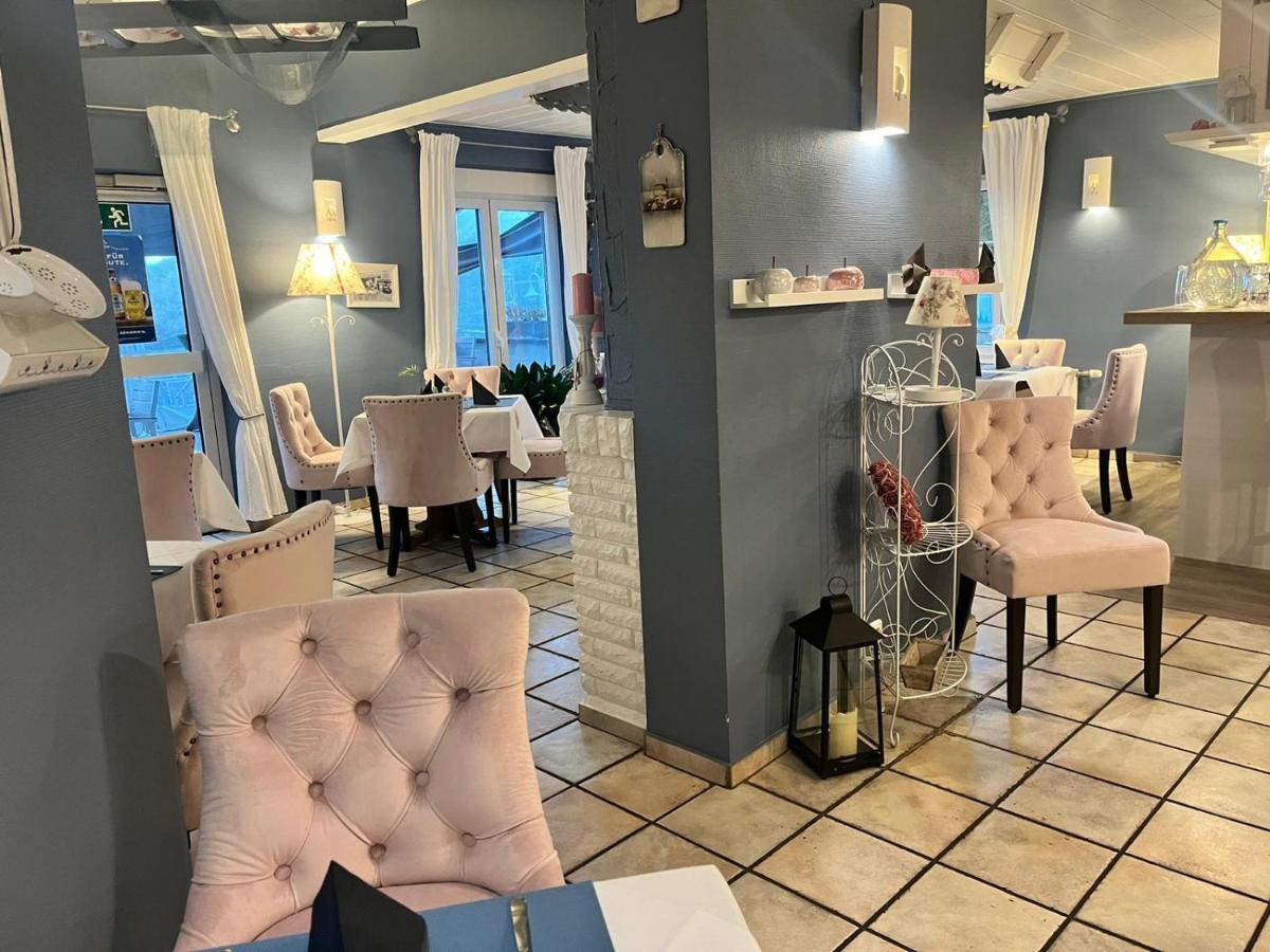 Hotel Restaurant Molitor Bad Homburg vor der Höhe Eksteriør billede