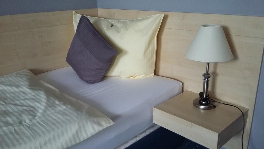 Hotel Restaurant Molitor Bad Homburg vor der Höhe Eksteriør billede
