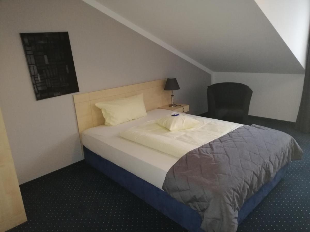 Hotel Restaurant Molitor Bad Homburg vor der Höhe Eksteriør billede
