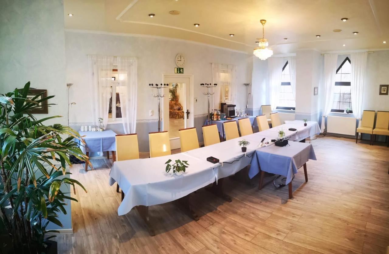 Hotel Restaurant Molitor Bad Homburg vor der Höhe Eksteriør billede